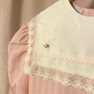 Vintage babydoll dress with cute collar / bib